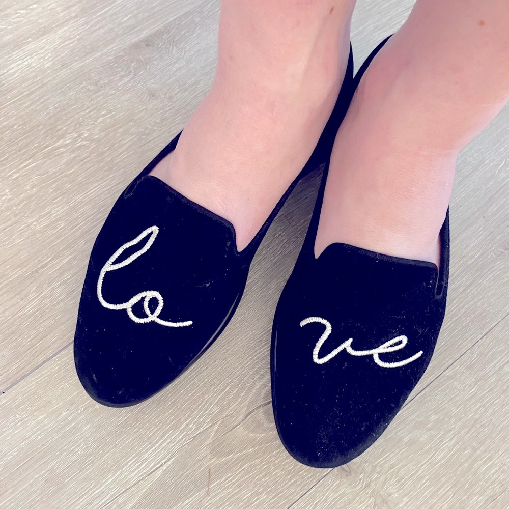 Black and white aerosoles “LOVE” shoes